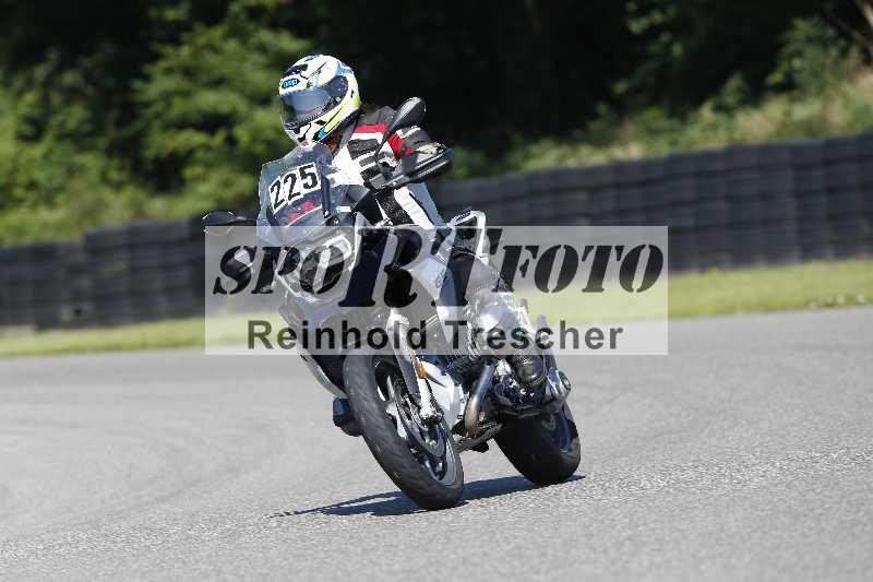 /43 08.08.2025 Discover the Bike ADR/Bike 1 gruen/225